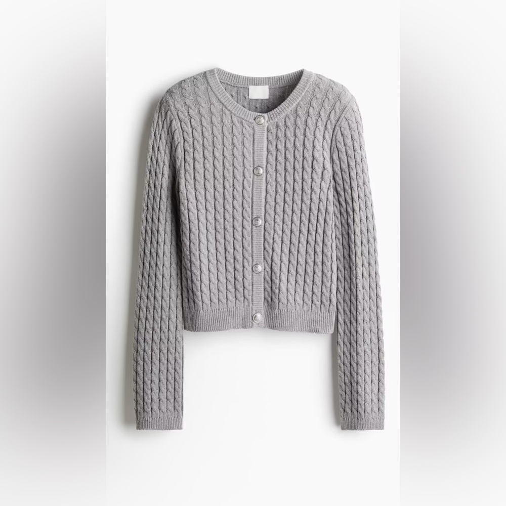 BNWT H&M Grey Cable Knit Cardigan size XL